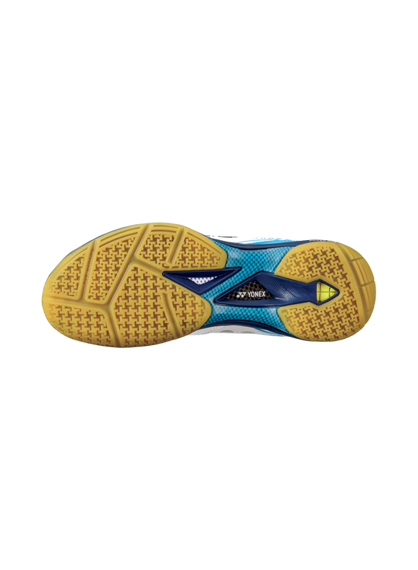 Yonex badminton on sale shoes under 1500